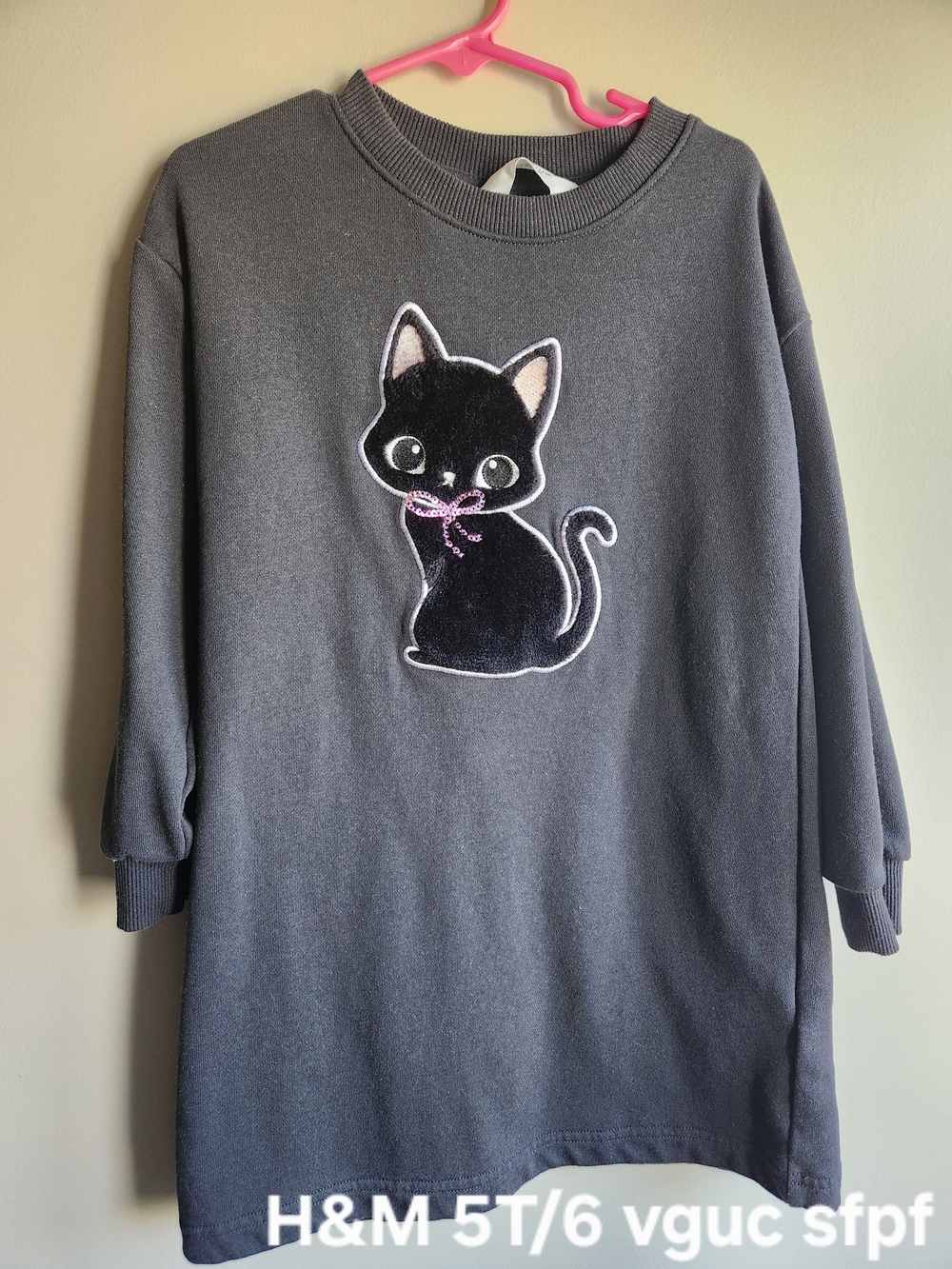 H&M Gray Sweatshirt Dress with Black Cat Patch and Pink Bow